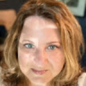 Meet your Posher, Laurie